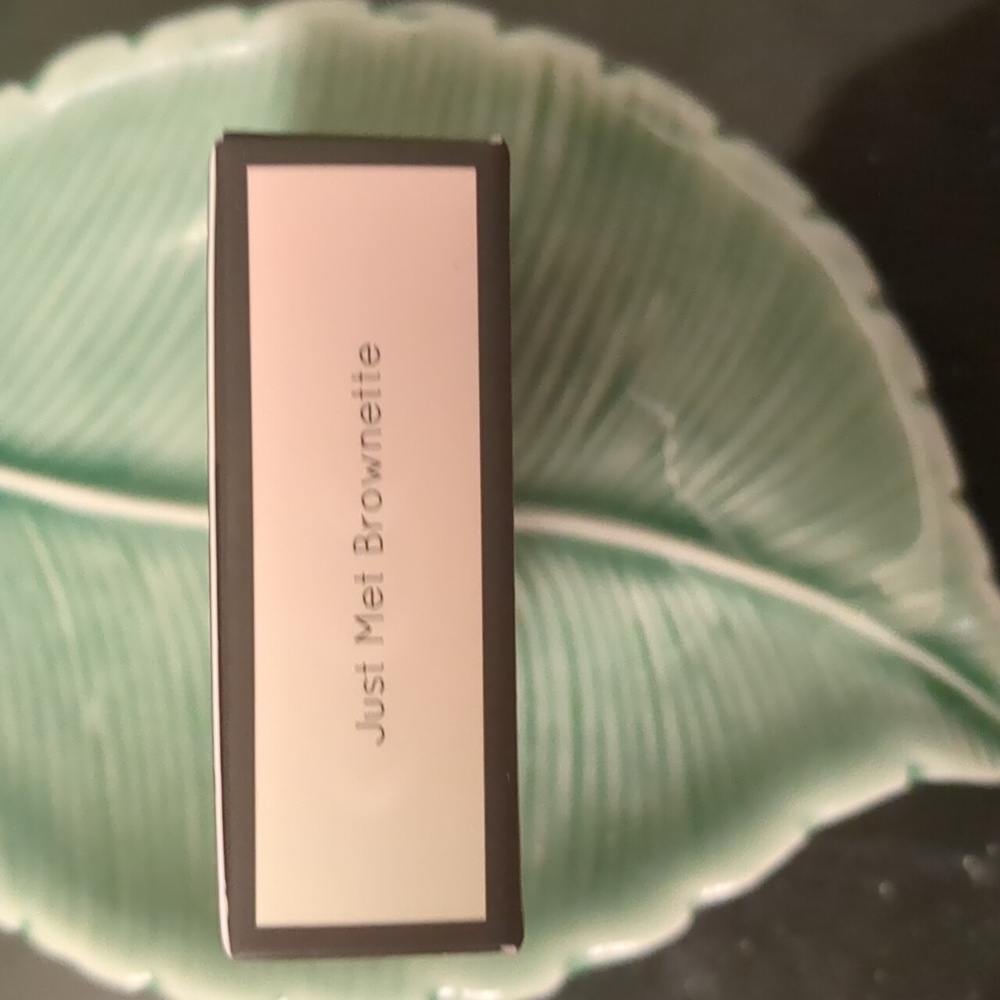 NWT Brow Powder - Picture 3 of 4